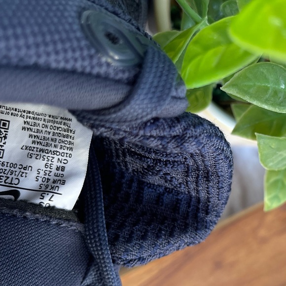 Nike React Infinity Thunder Blue flyknit Running shoe Size 7.5 - Picture 10 of 13